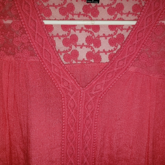 New Directions bell sleeve floral lace top SZ SMALL - Picture 12 of 12